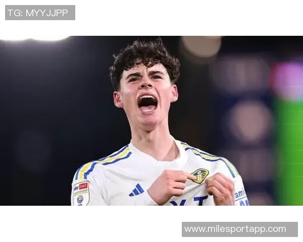 库杜斯在对阵利兹联时六次过人全成功成为2024年英超新星 库杜斯在对阵利兹联时六次过人全成功成为2024年英超新星