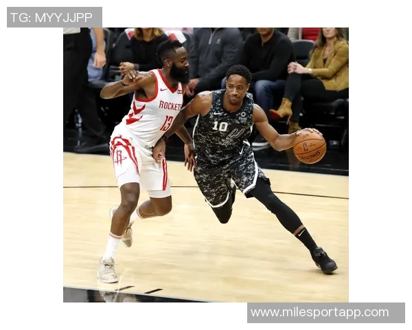 KJ马丁NBA生涯数据回顾22-23赛季火箭表现显著提升场均得分突破12分 KJ马丁NBA生涯数据回顾22-23赛季火箭表现显著提升场均得分突破12分