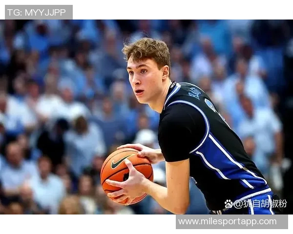 菜鸟弗拉格表现出色砍下22分榜眼哈珀贡献全面数据瀚森短暂出场仅得2分 菜鸟弗拉格表现出色砍下22分榜眼哈珀贡献全面数据瀚森短暂出场仅得2分