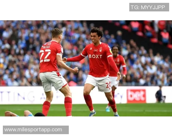 曼联近期状态回暖豪取4胜英超仅次于阿森纳的表现引关注