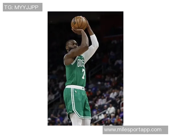 杰伦布朗若保持场均3007分将创队史单季得分新高