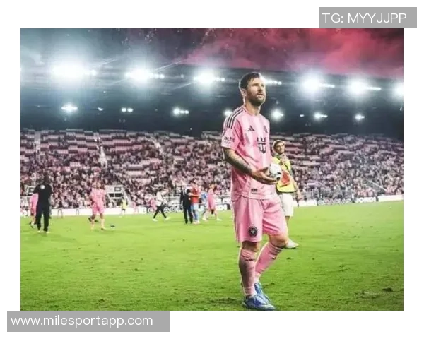 梅西无球时的防守智慧如何提升球队整体表现分析